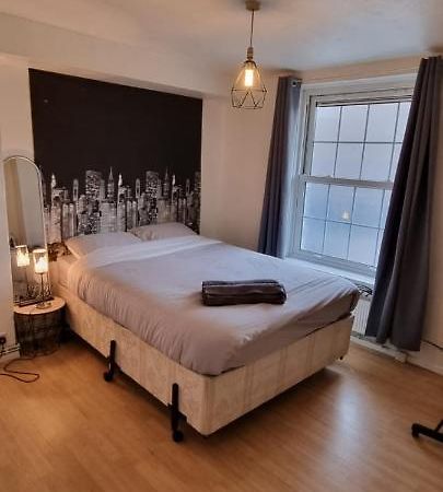 Property In Brixton ロンドン エクステリア 写真